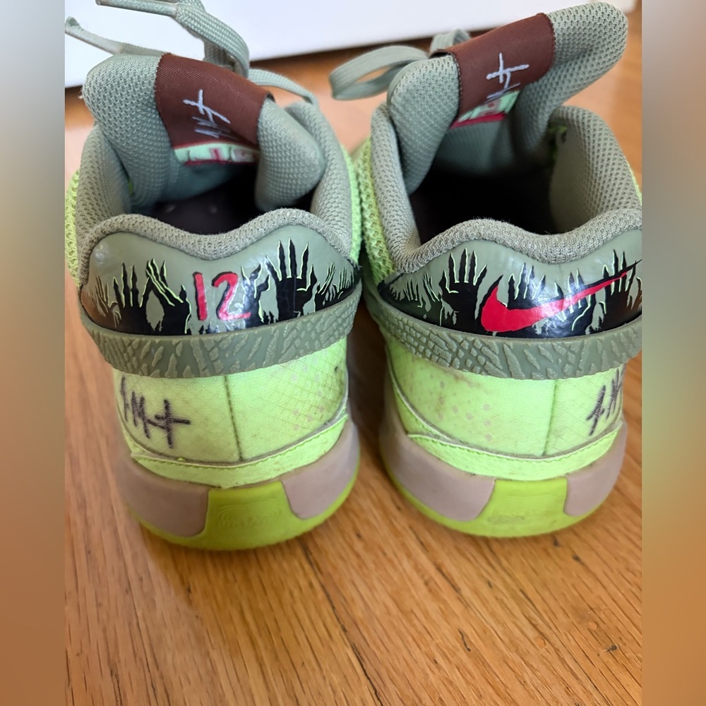 Nike Youth Ja 1 NRG Low Halloween Zombie Sneakers size 5Y - Picture 7 of 9